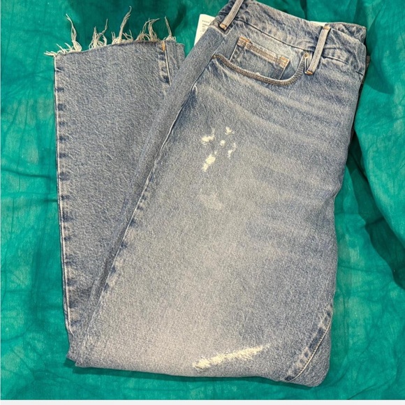 Distress Good American Jeans - Picture 7 of 7